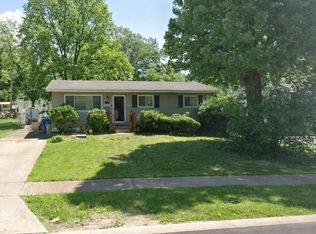 292 Meadowcrest Dr, Saint Louis, MO