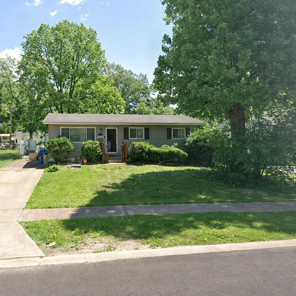 292 Meadowcrest Dr photo 1