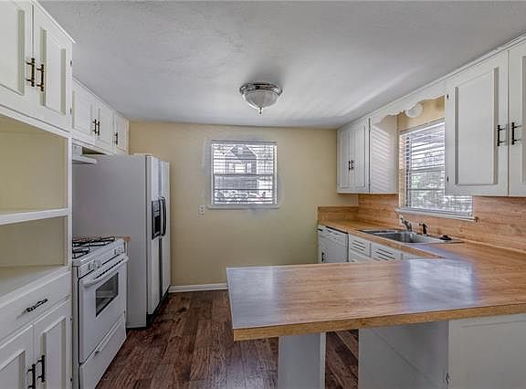5th image of 1311 Choquette Dr