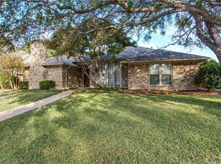 9947 Chimney Hill Ln, Dallas, TX 75243
