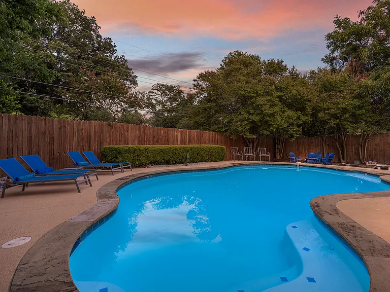 2352 Wildoak Dr #MAIN — Photo 22
