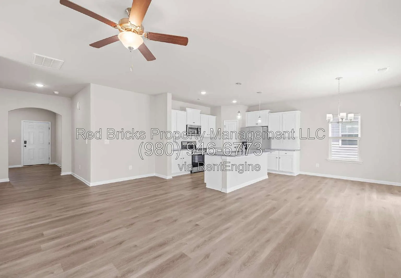 4 bed, 3.0 bath, 1896 sqft, $2,245 — Photo 4