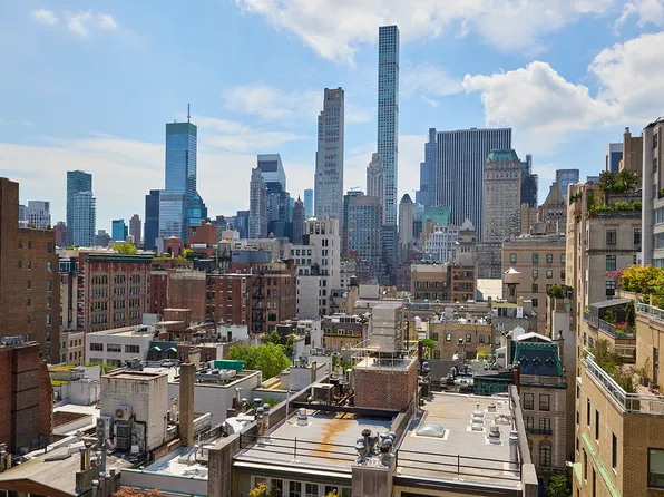 870 5th Avenue image 8 of 27