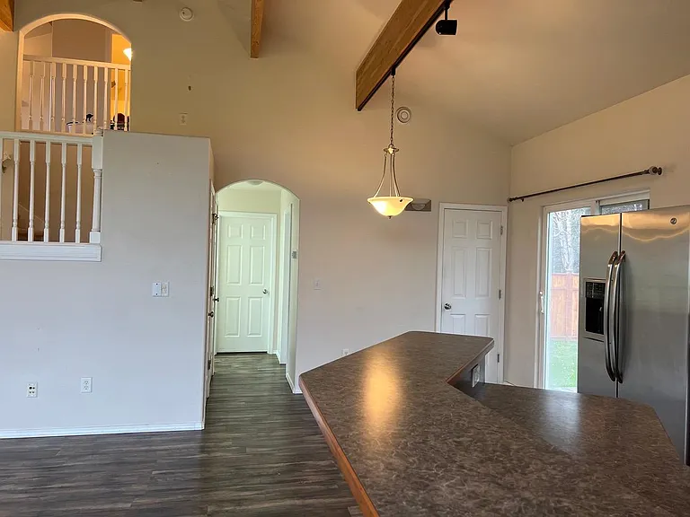 1292 S Vermillon Dr #B — Photo 8