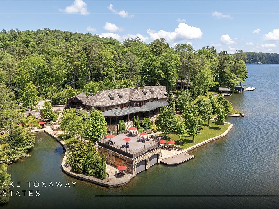 1st image of 2748 W Club Boulevard
