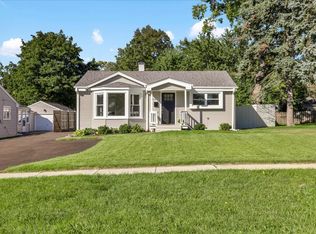 218 S Morgan Ave, Wheaton, IL 60187