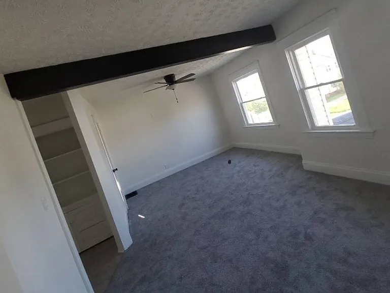 4309 Gifford Ave — Photo 14
