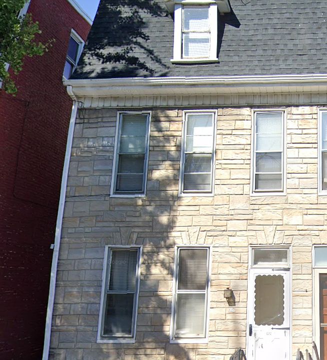 1st image of 627 W Philadelphia St Fl 1