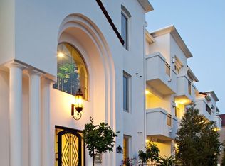10639 Woodbridge St UNIT 101, Toluca Lake, CA 91602