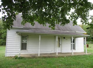 775 County Road 325 E, Norris City, IL 62869