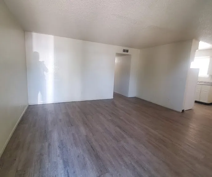 310 N 9th St #101 — Photo 2