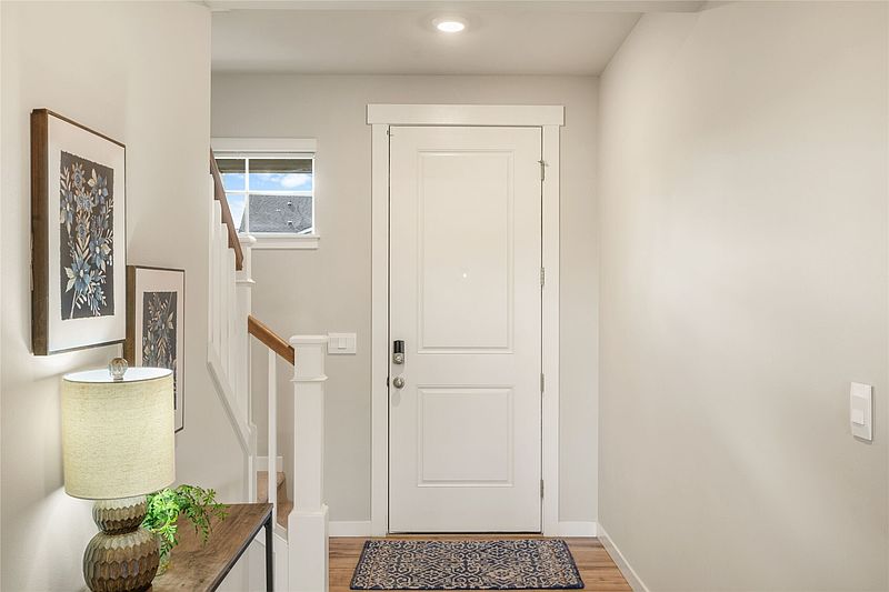 2nd image of 1001 SW Pendleton Way