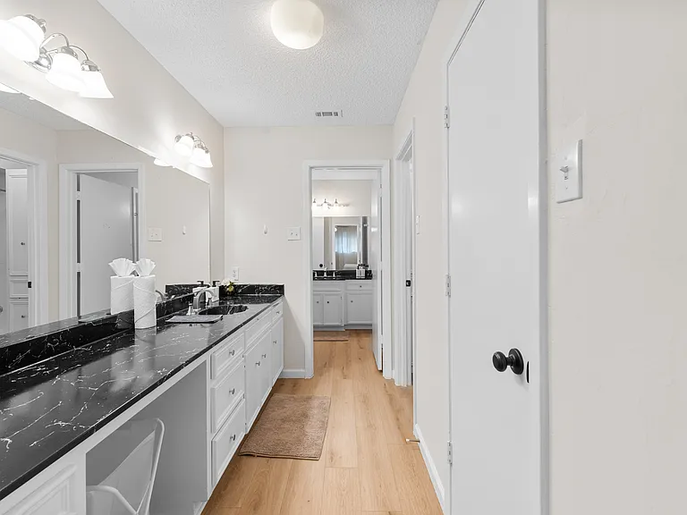 306 Candlewood Pl — Photo 33