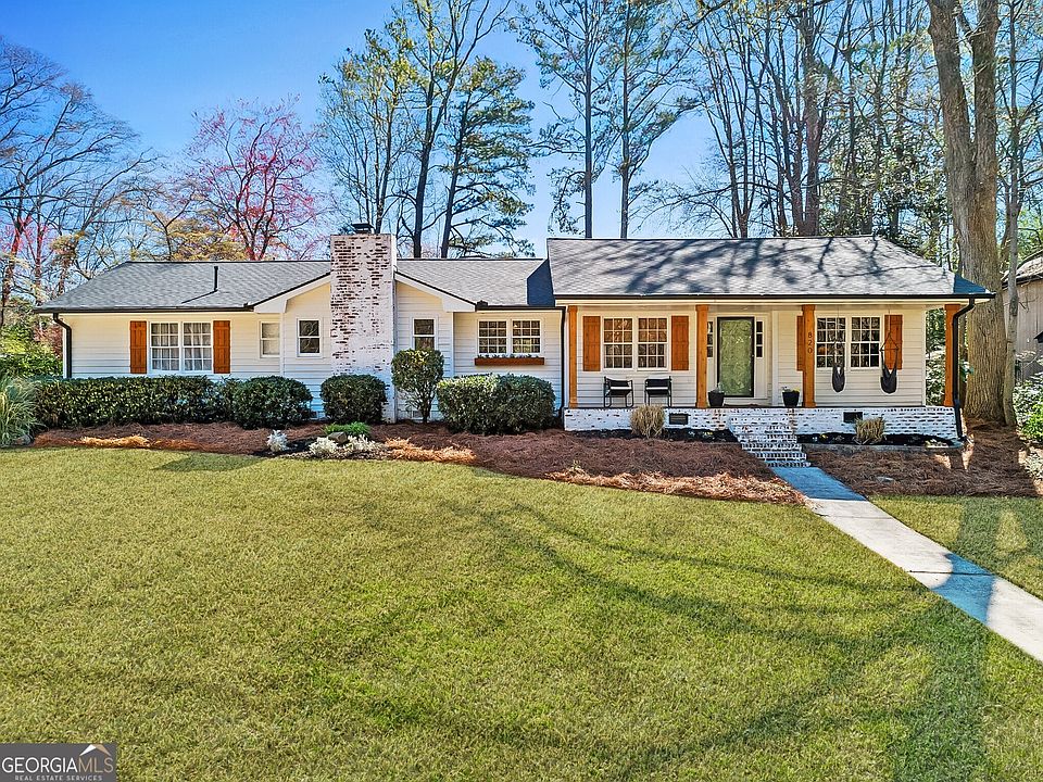 1st image of 820 Valleymeade Dr SE