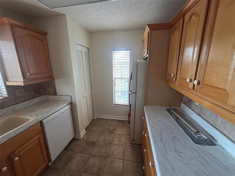 2010 Branch Tree Ln — Photo 12