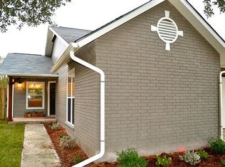 8238 Spring Town St, Converse, TX 78109