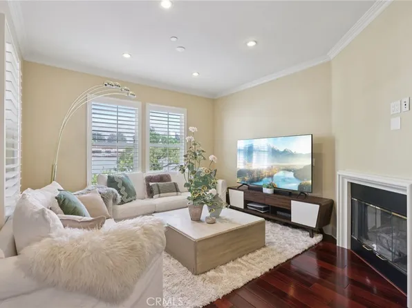 453 N Altadena Dr Unit 5, Pasadena, CA 91107