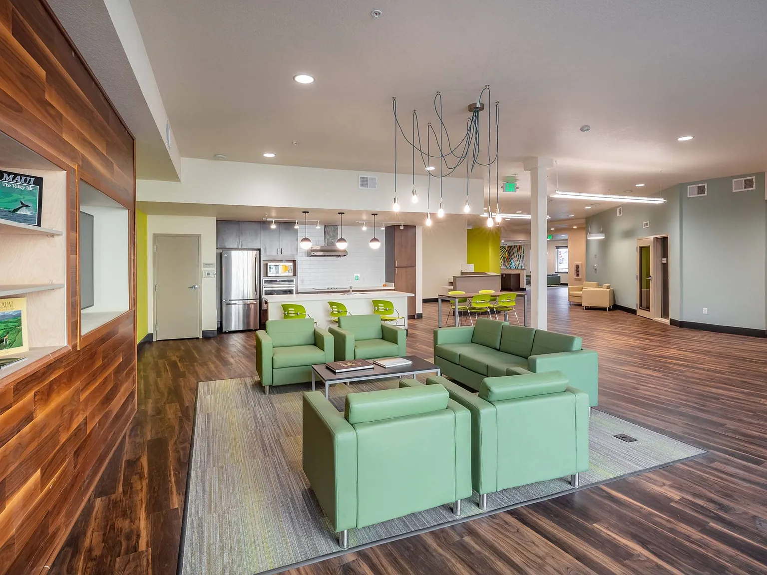 Arroyo Village Apartments — Photo 3