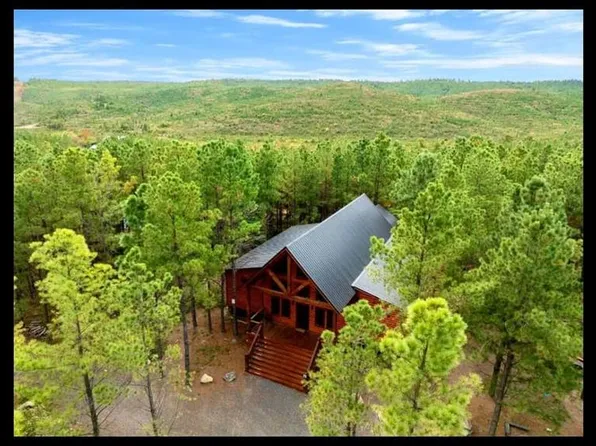 211 Boulder Ave, Broken Bow, OK 74728