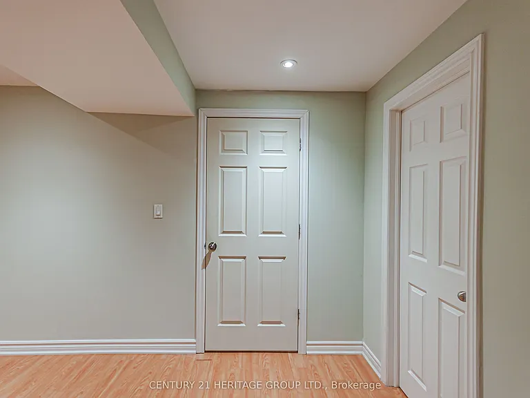 84 Maple Valley Rd — Photo 3