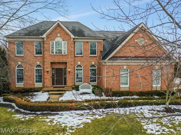 24252 Saybrook Ct, Novi, MI 48374