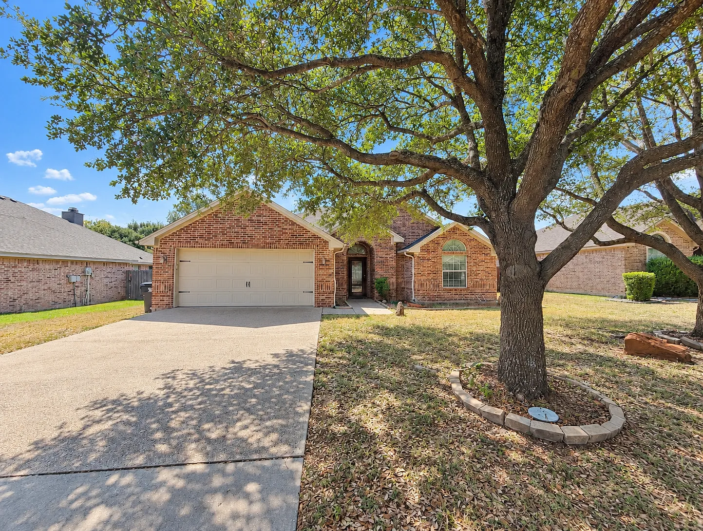 3 bed, 1534 sqft, $2,000 — Photo 1