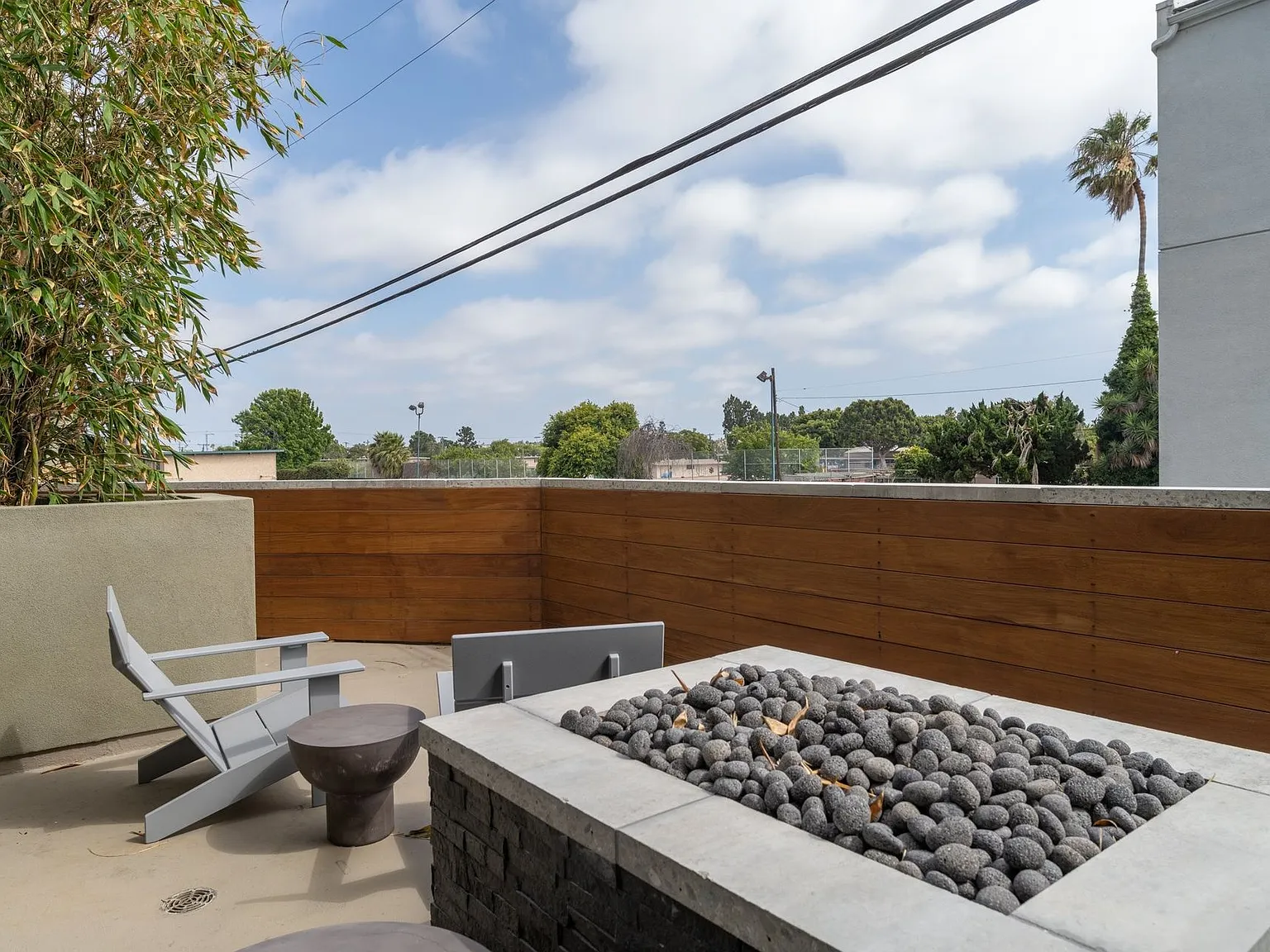 4505 S Slauson Ave — Photo 2
