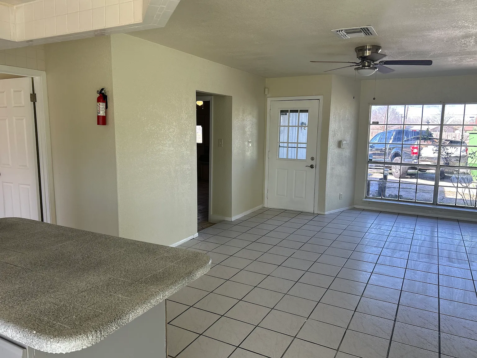 7262 Montgomery Dr — Photo 2