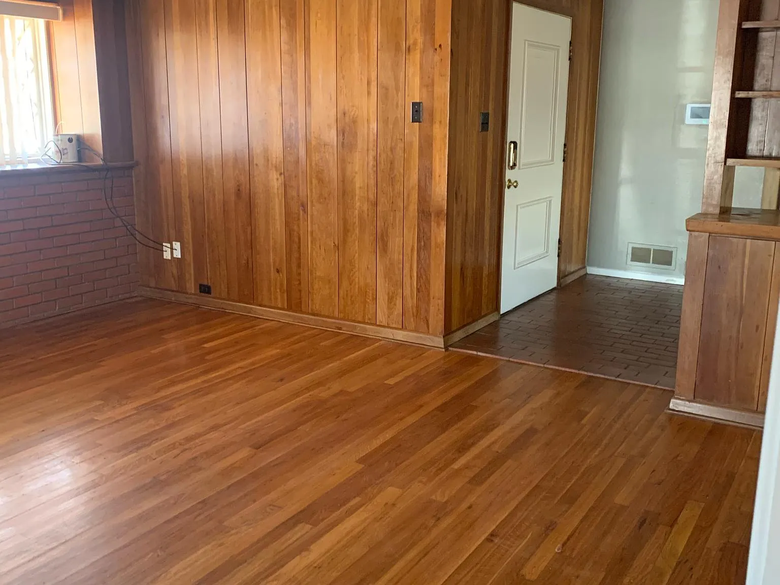 1523 N Alleghaney Ave — Photo 2