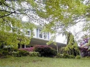 365 Barndt Rd, Telford, PA 18969