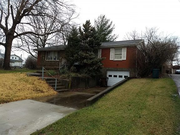 4th image of 2 Shenandoah Dr