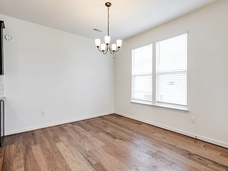 5610 Benoni Ct — Photo 11