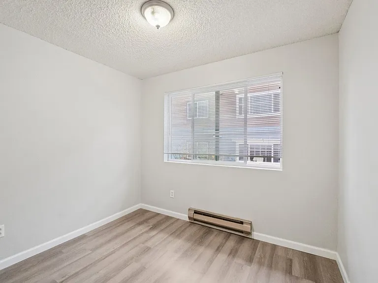 Westwood Apartments — Photo 44