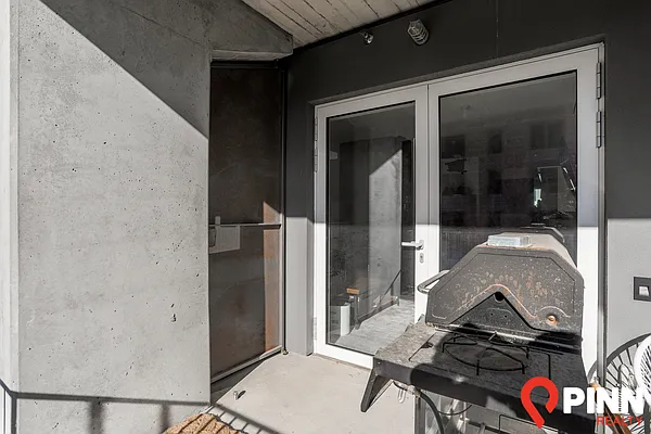 Rented by Pinn Realty | media 12