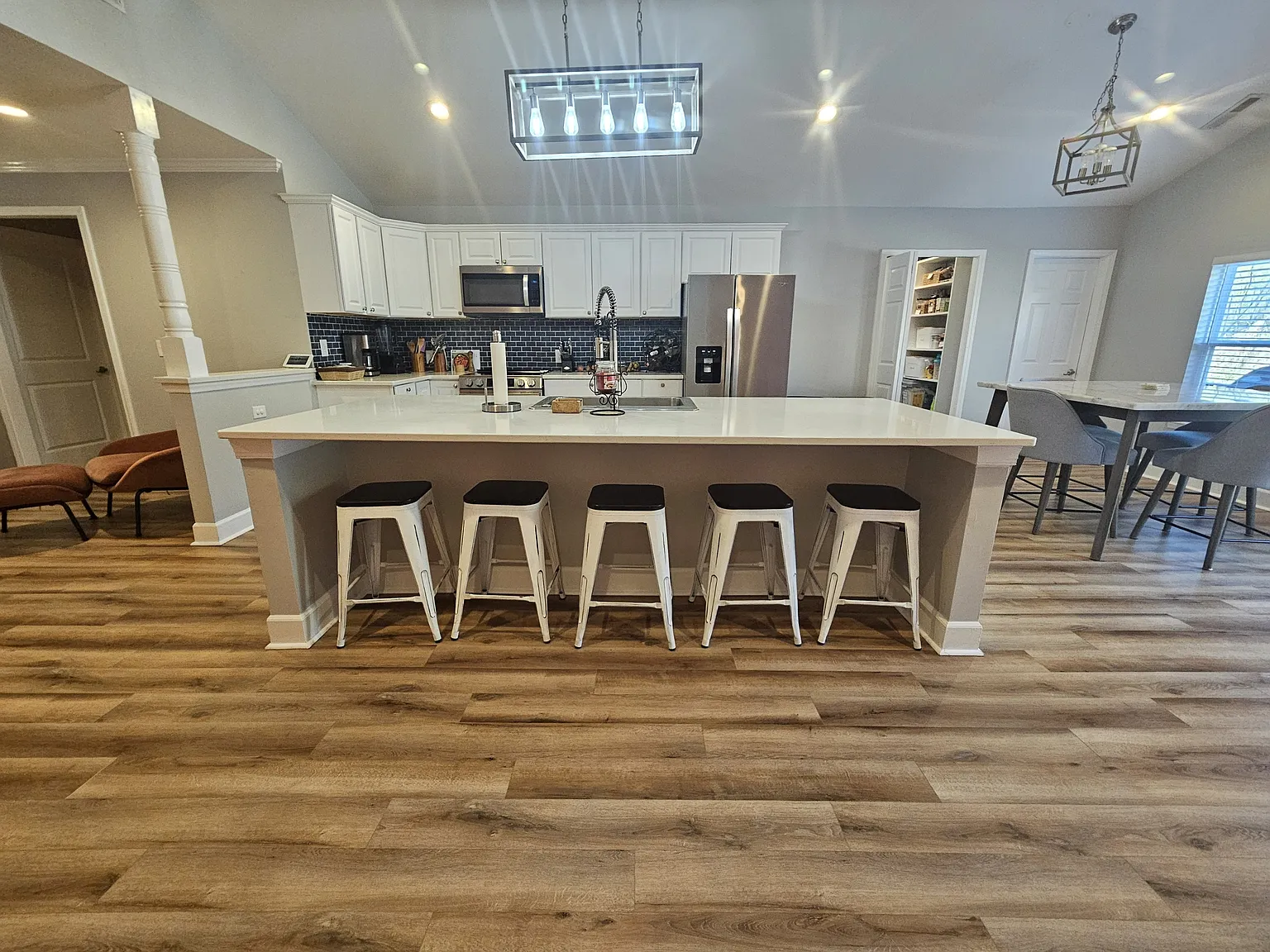 2737 Celia Avenue - 1 — Photo 4