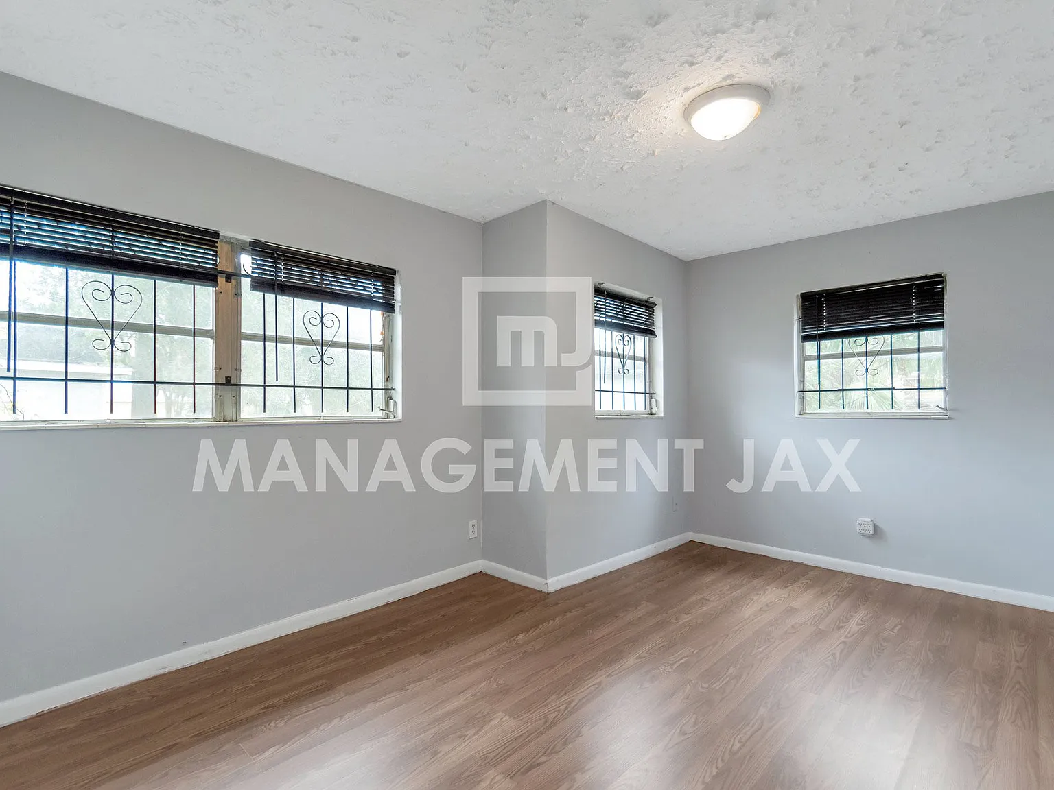 1464 West 6th Street (Blessings from heaven LLC) - 1 — Photo 4