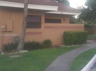 1690 SW 120th Ave, Pembroke Pines, FL 33025