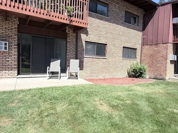 8000 Archer Ave APT 117, Willow Springs, IL 60480