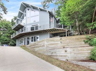 18050 N Shore Rd, Spring Lake, MI 49456