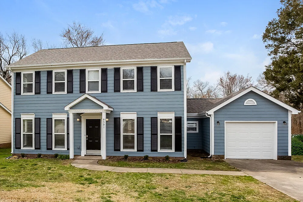3 bed, 2.5 bath, 1779 sqft, $1,920 — Photo 1