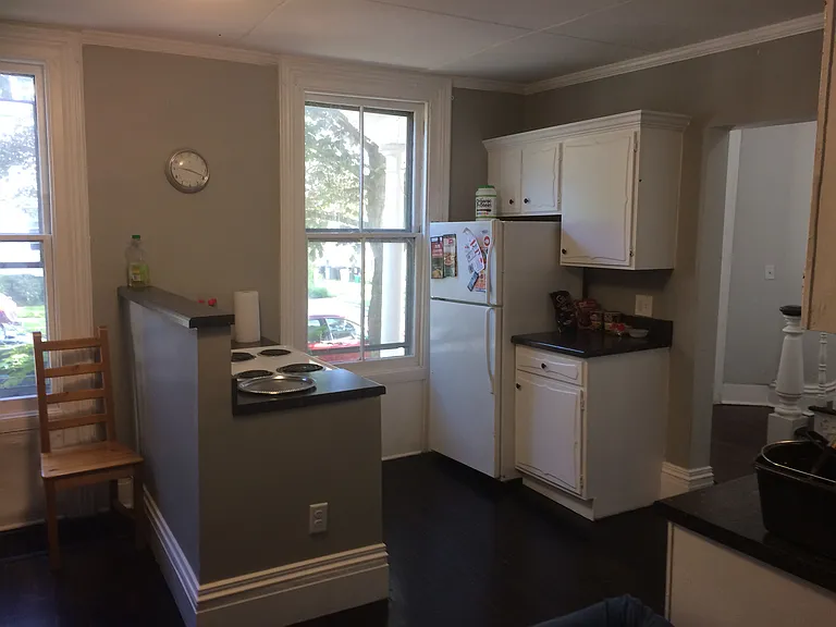 125 Farm St #2 — Photo 3