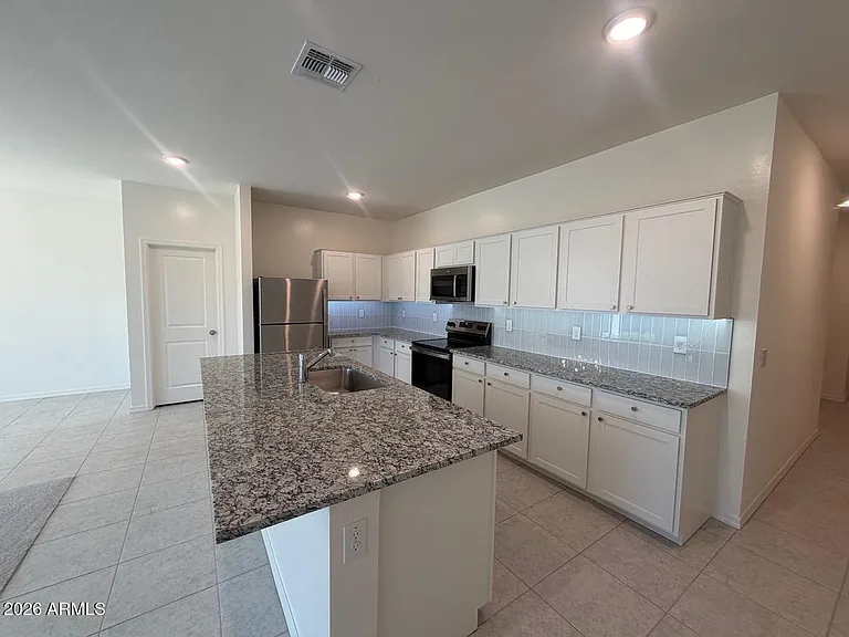 4422 N 100th Dr — Photo 11