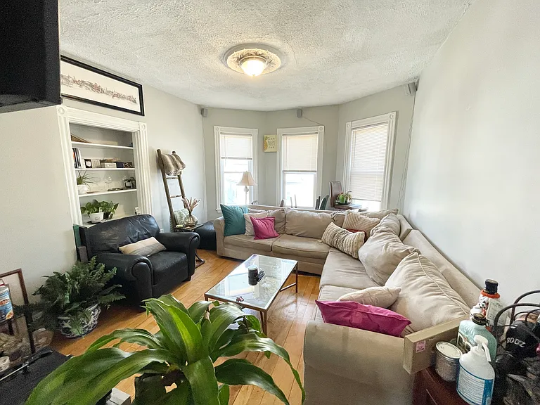 24 Pond St #3 — Photo 12