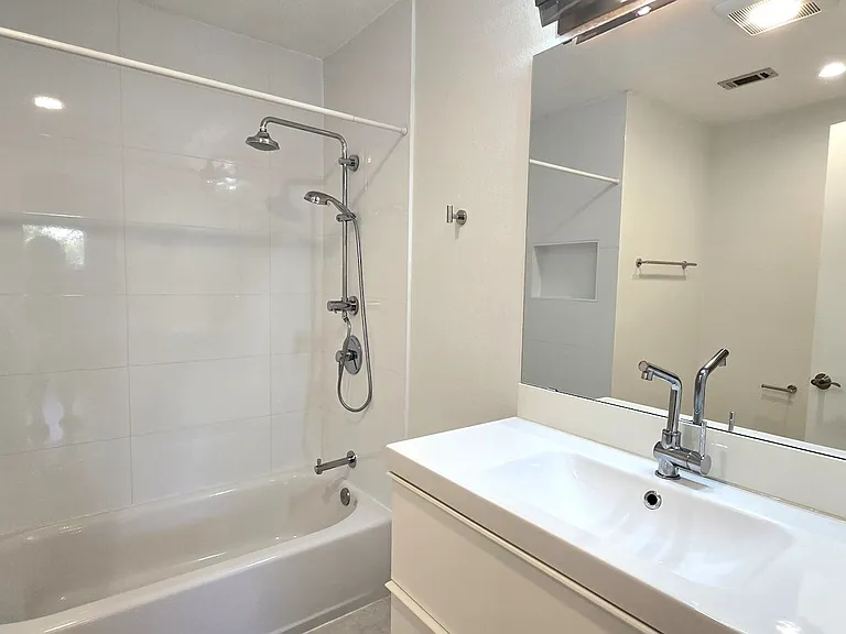38715 Huntington Cir — Photo 15
