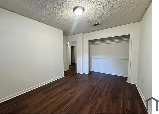 1027 Arcadia Dr — Photo 6