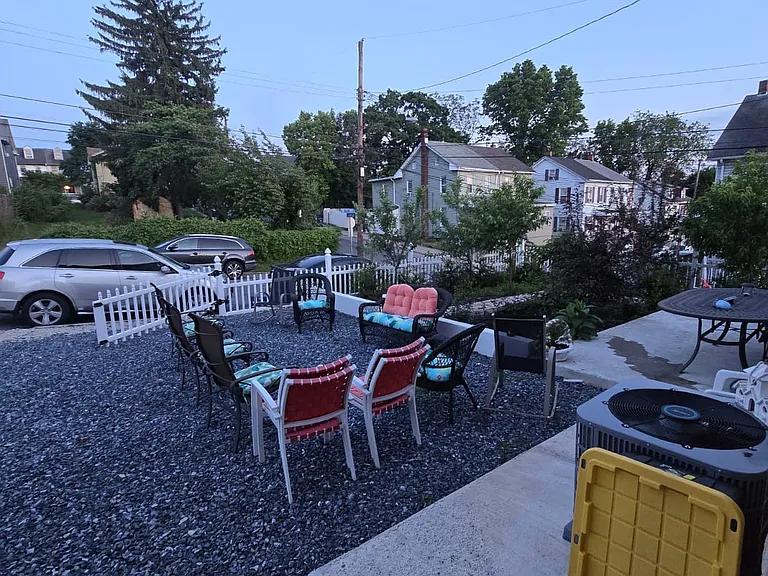 407 Reading St — Photo 9