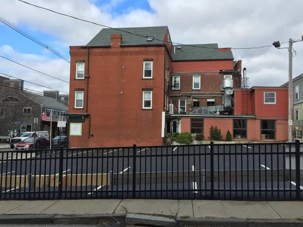 (undisclosed Address), Newport, RI 02840