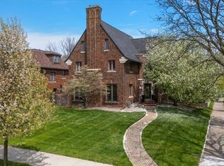 1204 Kensington Ave, Grosse Pointe Park, MI 48230