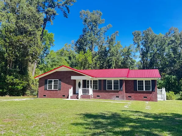 202 Josie Dr, Walterboro, SC 29488