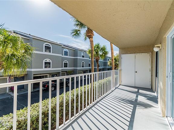 5th image of 719 Pinellas Bayway #109